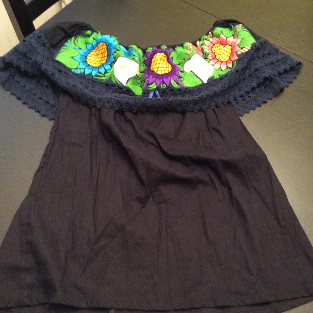 Mexican embroidered blous